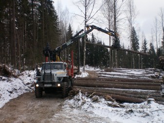 лесовоз Урал